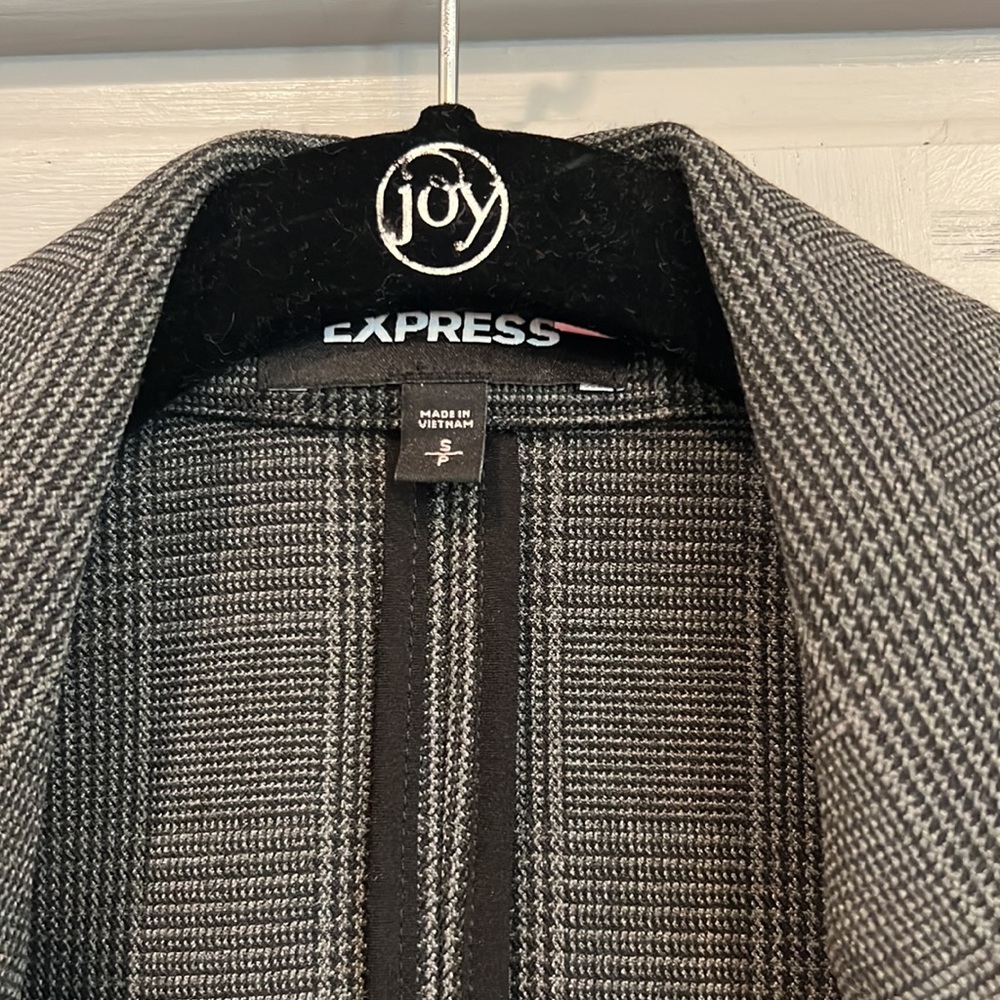Express Blazer. Small. - Picture 2 of 4